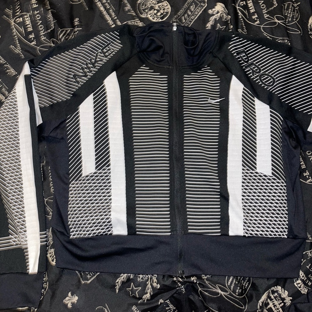 Nike Pro Track Suit